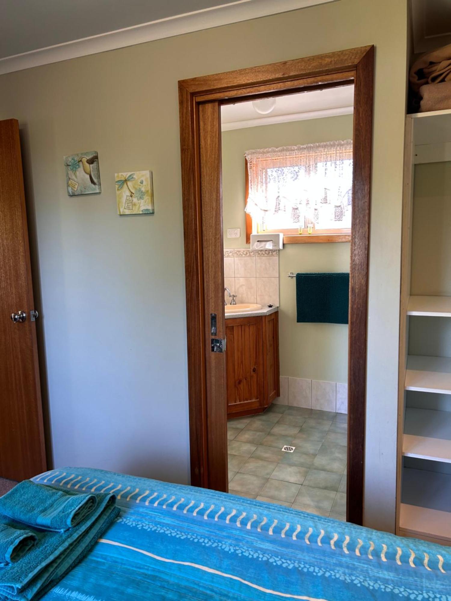 Готель Millicent Lakeside Caravan Park Екстер'єр фото