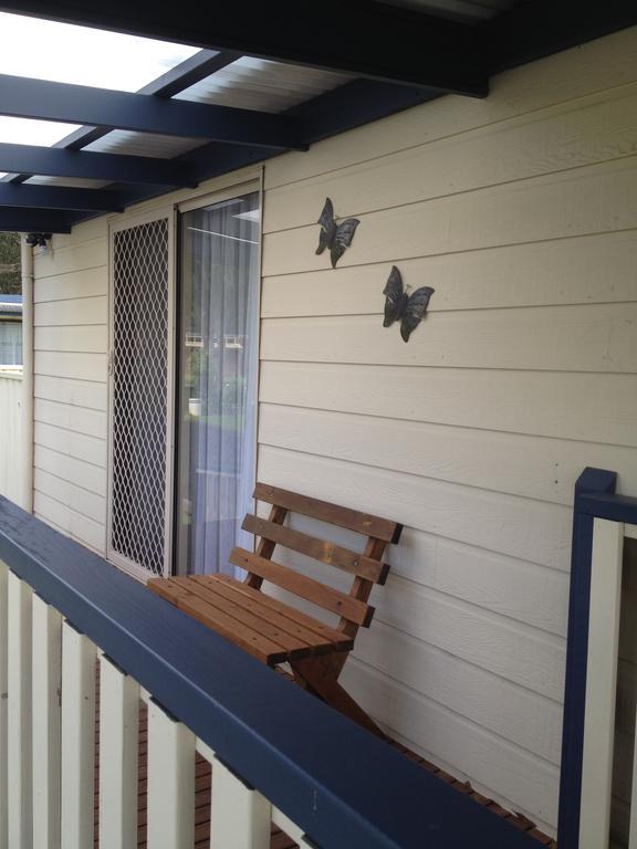 Готель Millicent Lakeside Caravan Park Екстер'єр фото