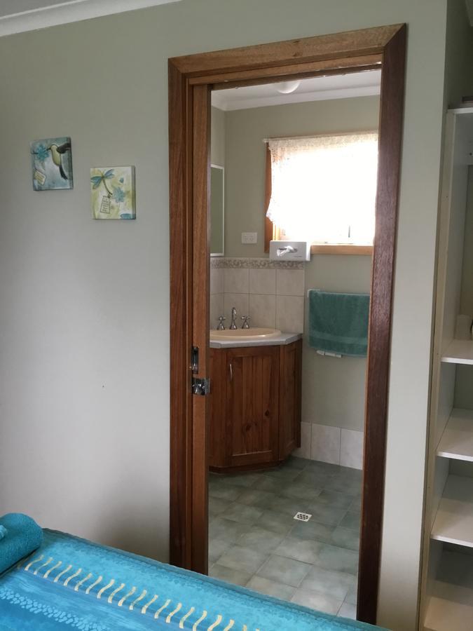 Готель Millicent Lakeside Caravan Park Екстер'єр фото